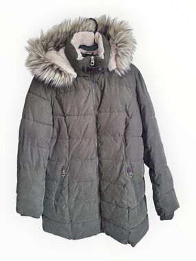 HALITECH Women's Green Parka with Faux Fur Hood with Corduroy Accents | Size L